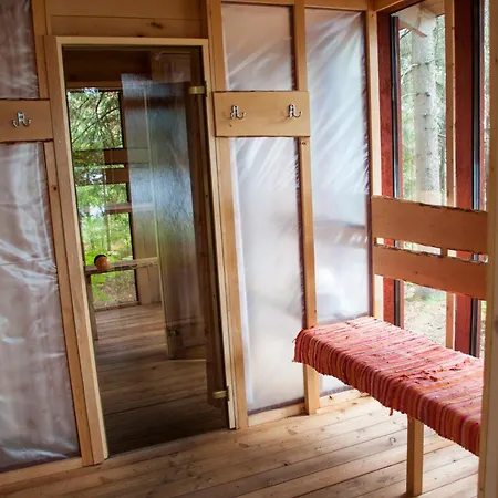 Kimalase Metsamaja Misso